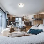 Hotel The Gast House Zell Am 4*