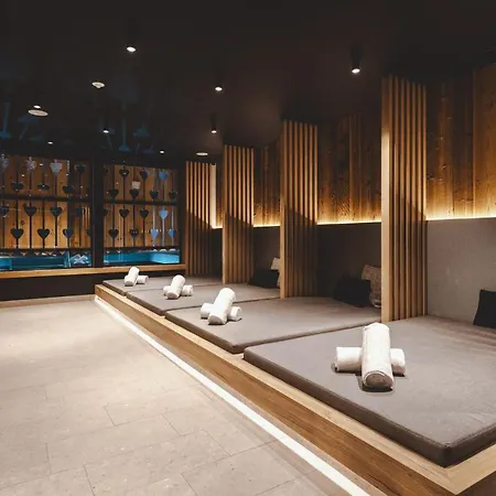 ホテル The Gast House Zell Am 4*