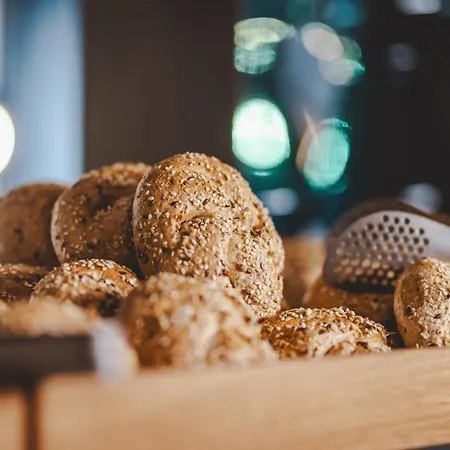 Hotel The Gast House Zell Am 4*