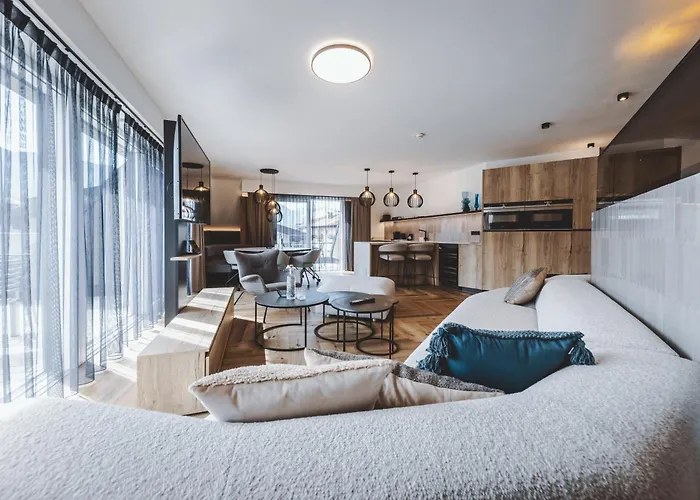 Hotel The Gast House Zell Am 4*