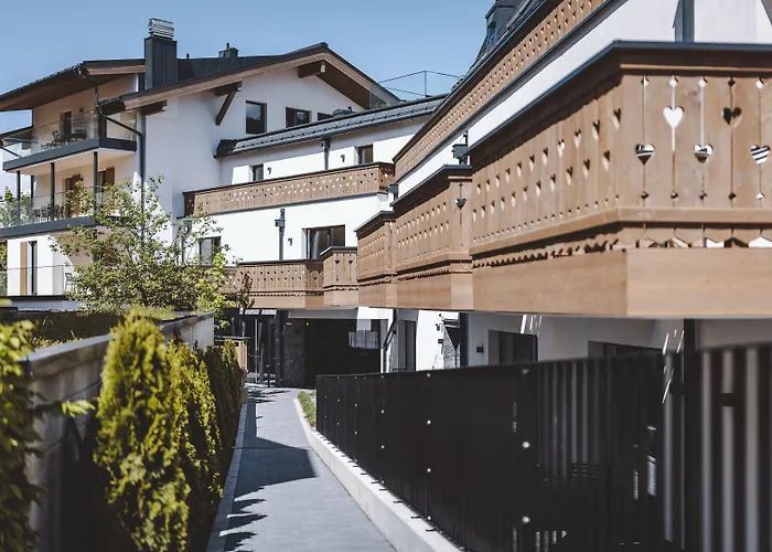 Hotel The Gast House Zell Am 4*