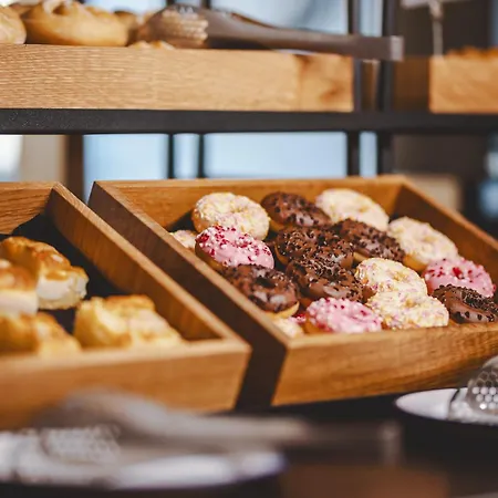 ホテル The Gast House Zell Am 4*